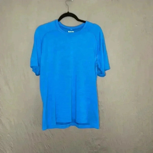 ❤️‍🔥 Men’s Lululemon T Shirt - Picture 1 of 5